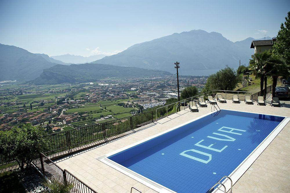 Albergo Deva Riva del Garda Eksteriør bilde