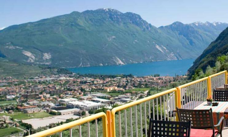 Albergo Deva Riva del Garda Eksteriør bilde