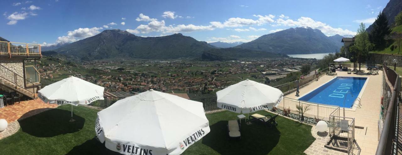 Albergo Deva Riva del Garda Eksteriør bilde