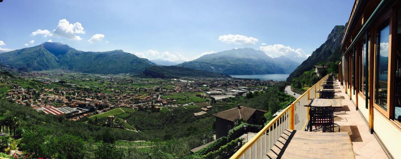 Albergo Deva Riva del Garda Eksteriør bilde
